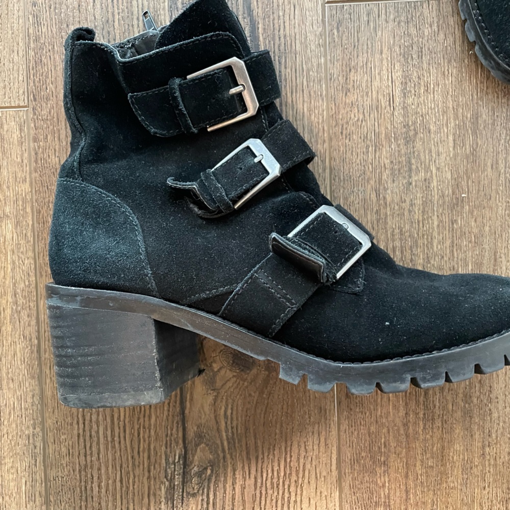 Black suede boots